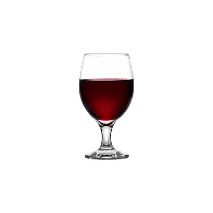 Uniglass Kouros Beer Glass – 39 cl with styled drink